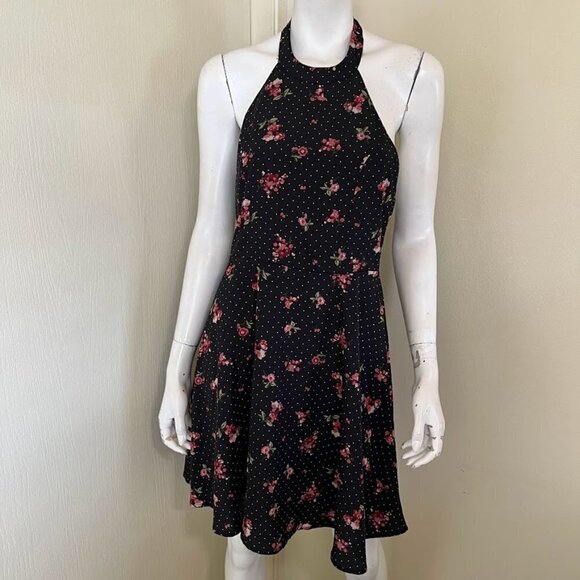 New Renamed Dress Medium - Picture 1 of 4